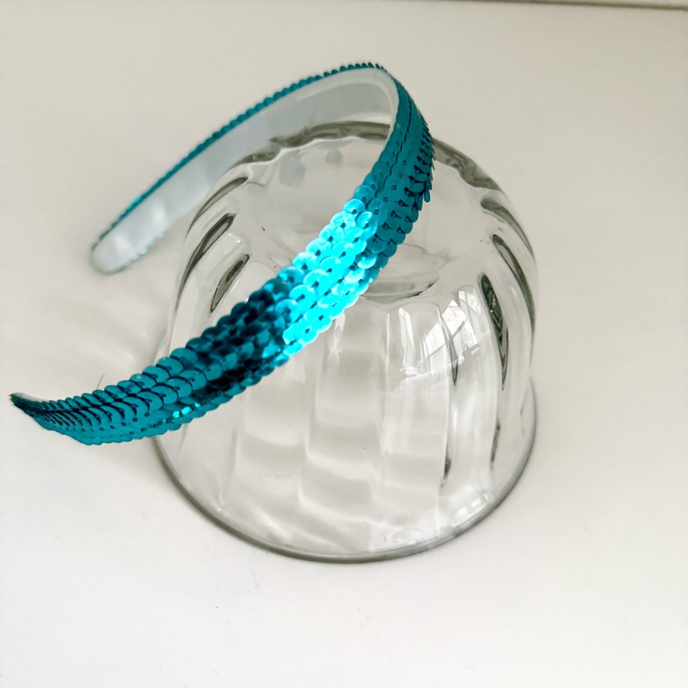 🎀 5/$25 Vintage Turquoise Sequin Headband - Picture 4 of 13